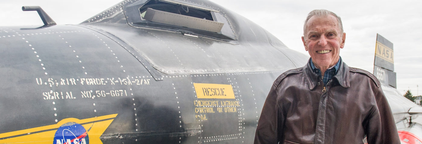 Wright Brothers Banquet Speaker Joe Engle Recounts Pioneering Career