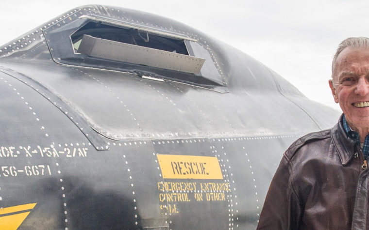 EAA’s The Green Dot – Joe Engle