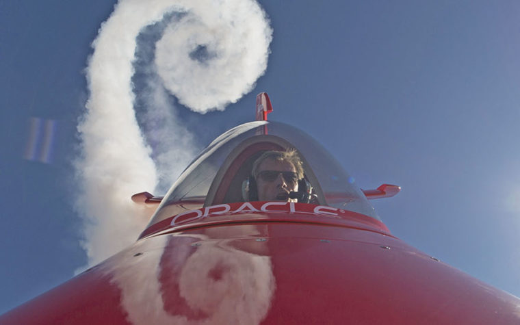 EAA’s The Green Dot – Sean D. Tucker