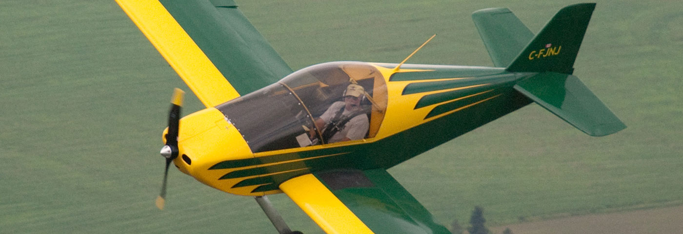 Canadians Check Out the Aviation Scene in Hawaii