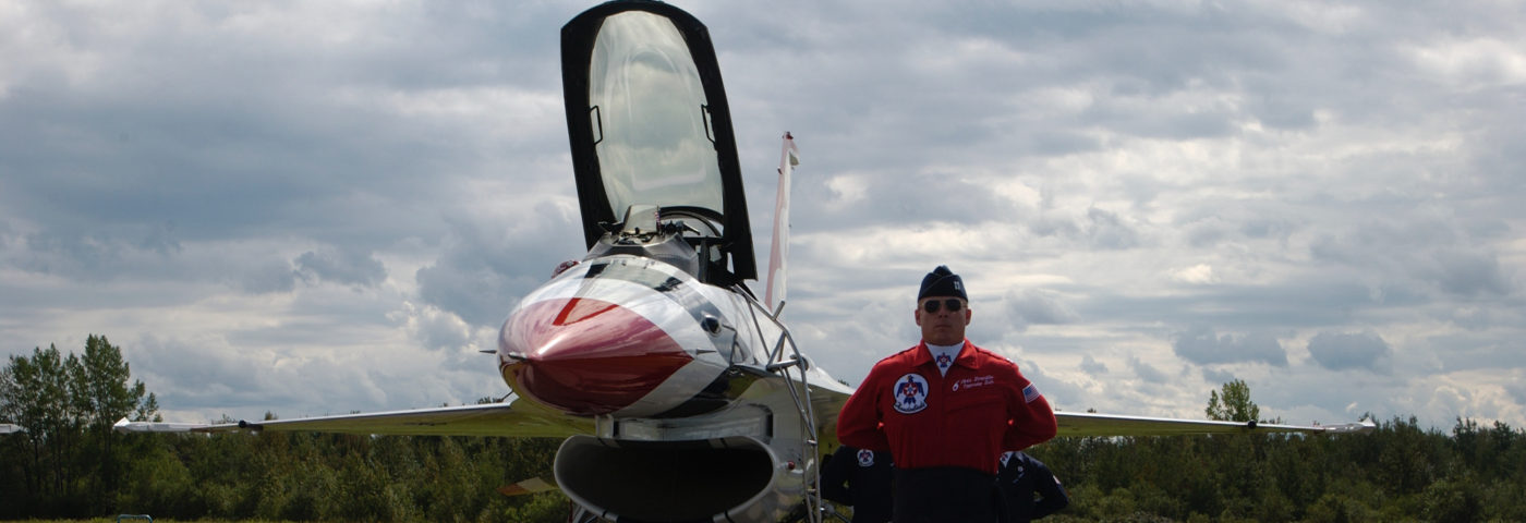 Former Thunderbird Pilot Releasing Book, Speaking at EAA Museum