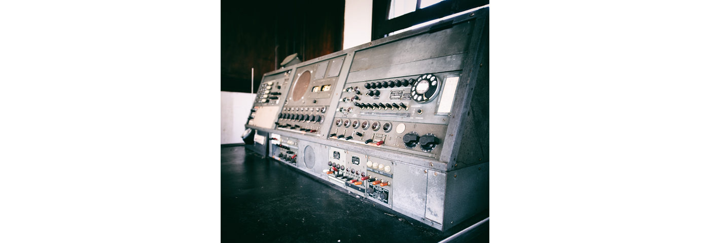 EAA’s Attic — Flight Service Station Communications Console