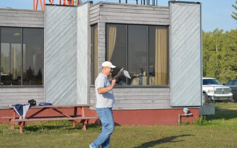 Western Canada Aerobatics Championship – Jerzy practicing his flight