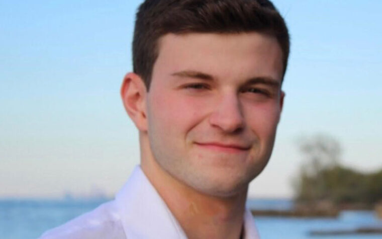 Charlie Gibbons, Richard R. Harper Memorial Scholarship