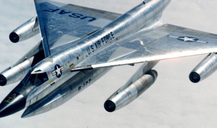 EAA’s The Green Dot — B-58 Pilot Charlie Hooker