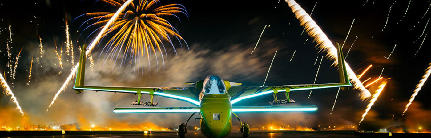 The Electroluminescent Performer Electrifies