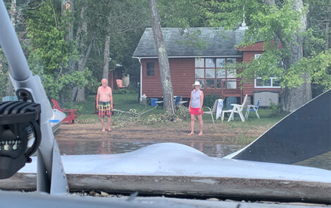 BNP 0824 Ian - Beaching