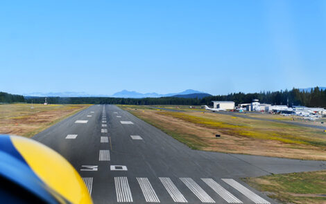 BNP 0824 Mike - Short final into Campbell River